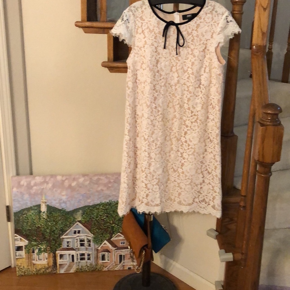 Abs lace dress